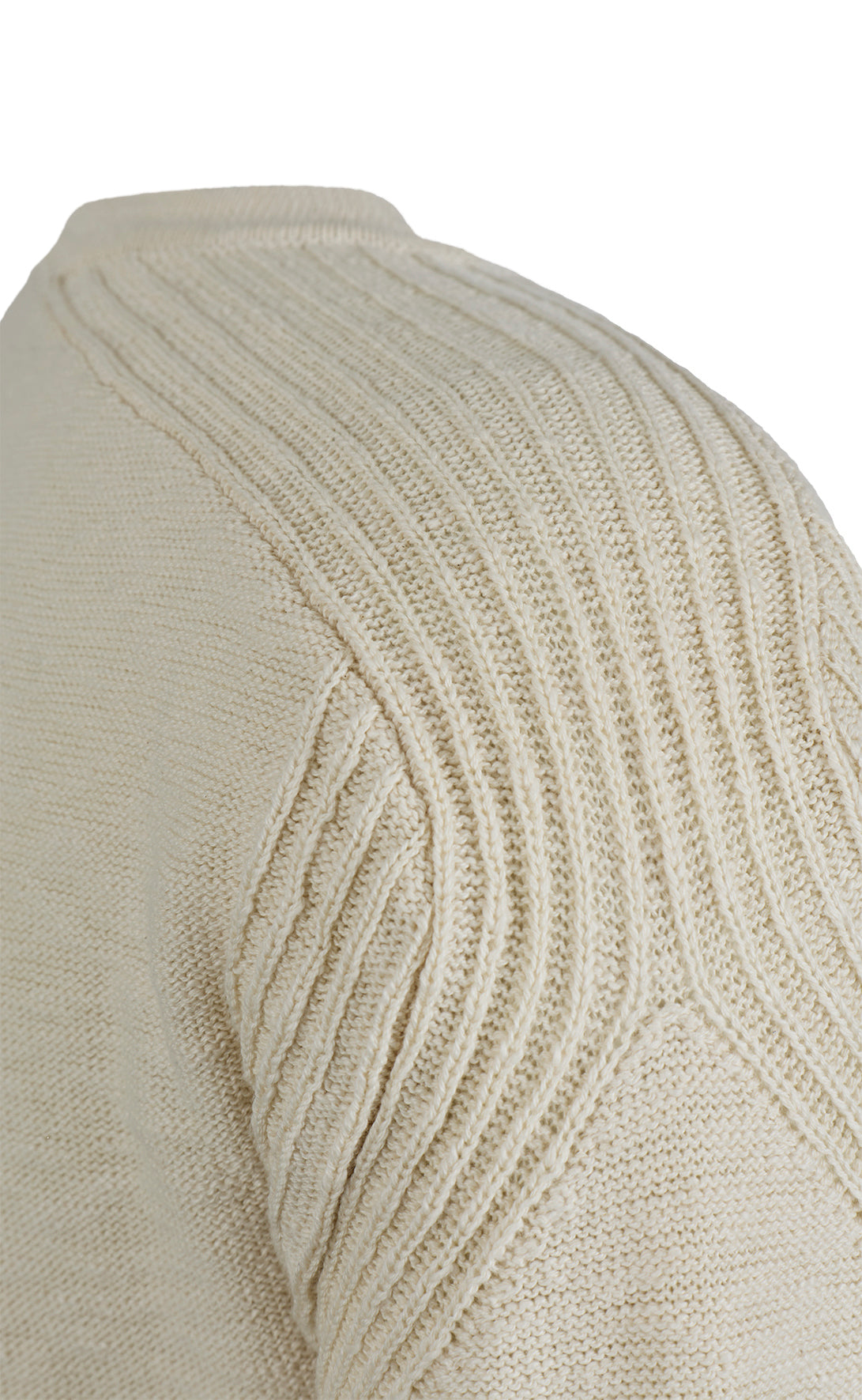 Sporty sweater made of soft cotton with a zip pocket on the arm, relaxed fit