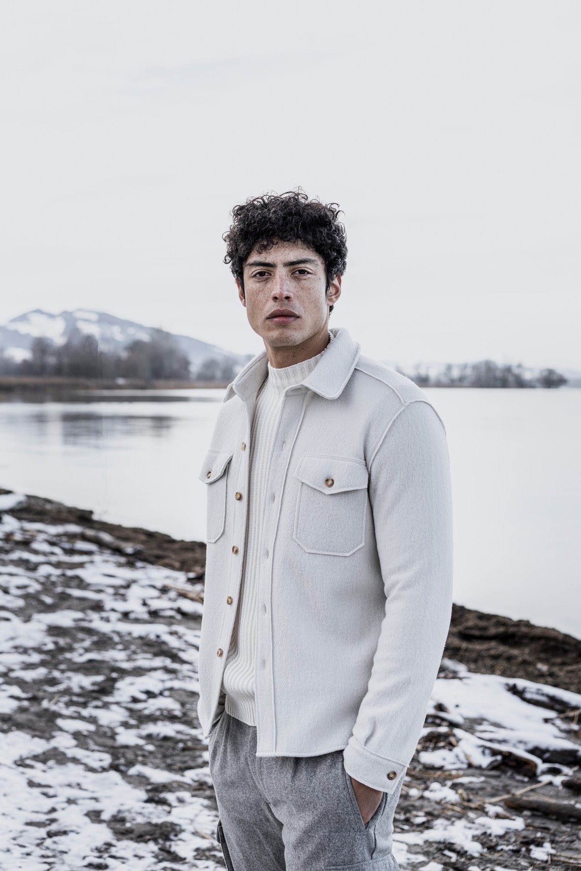 overshirt made of merino wool