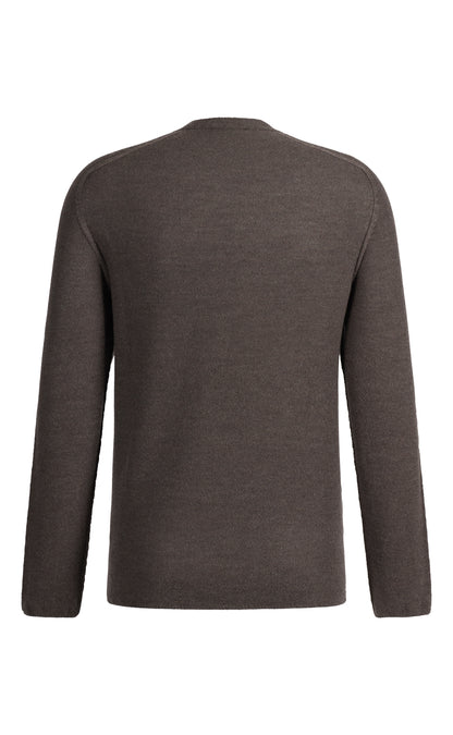 Seamlessly knitted sweater with rice grain structure made of 100% merino wool, regular fit