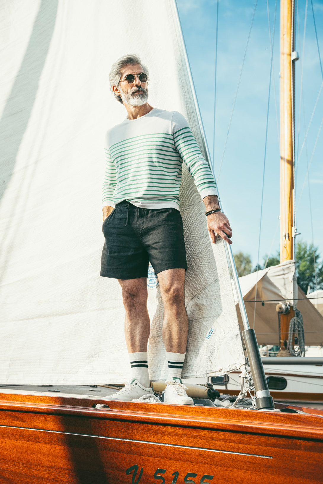 Ribbed sweater in textured viscose with natural elasticity