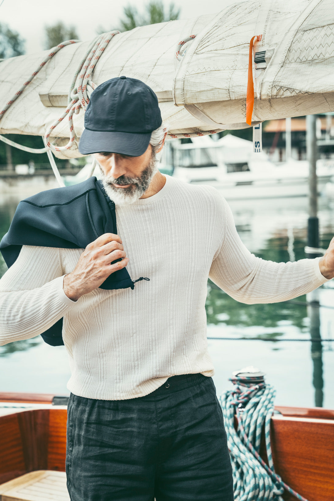 Rundhals-Pullover aus feinster Baumwolle, Seamless, Relaxed Fit