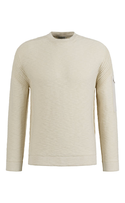 Sporty sweater made of soft cotton with a zip pocket on the arm, relaxed fit