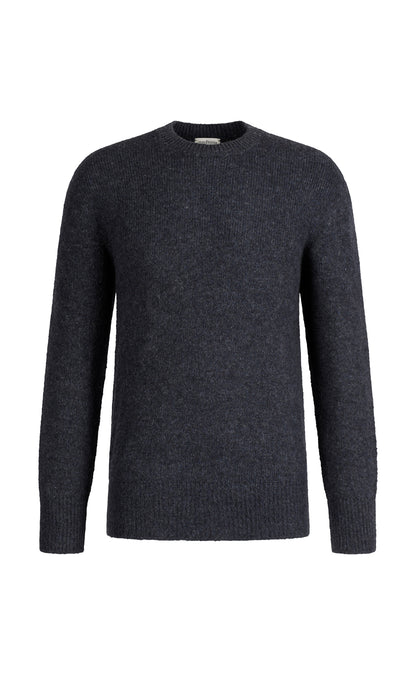 Seamlessly knitted sweater in super-soft tweed yarn, relaxed fit