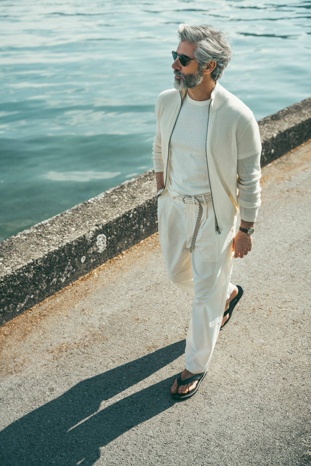 Zippjacke aus reiner Baumwolle im modernen Crochetstrick