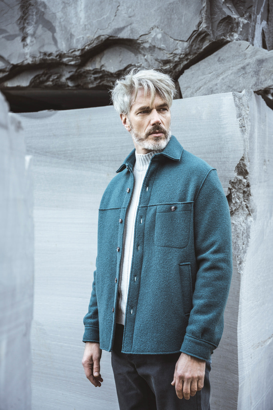 Outdoor-Overshirt aus reinem Merino-Wollwalk, relaxed fit