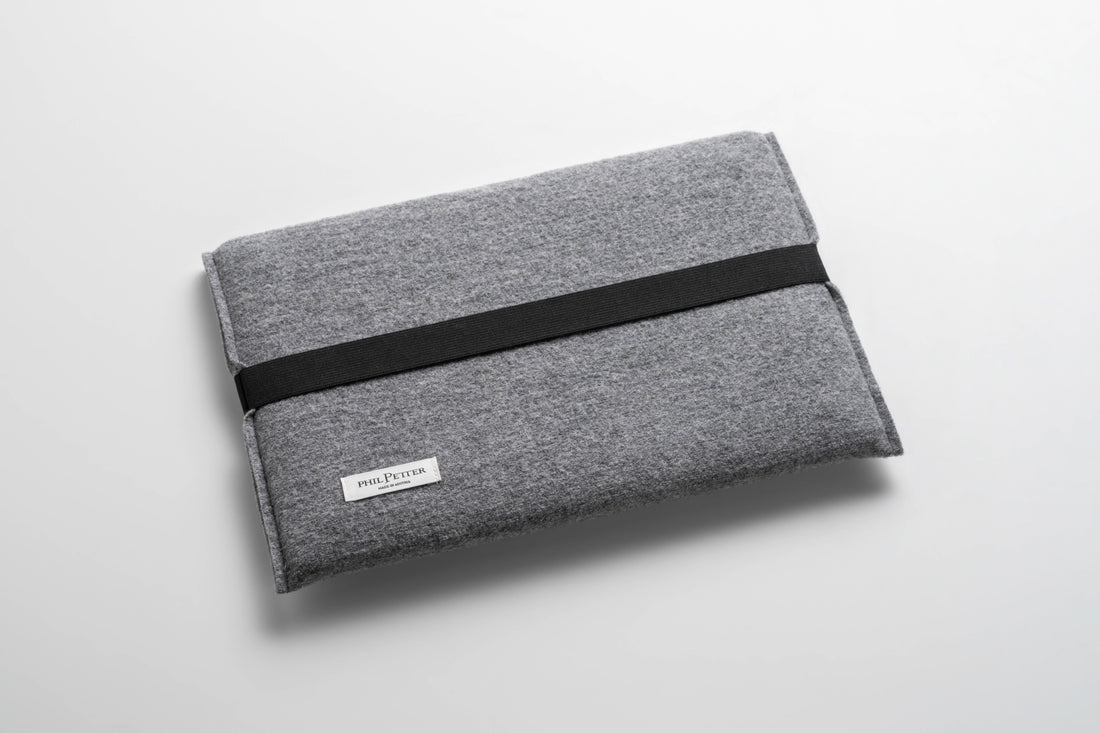 laptop sleeve made of Merino wool felt